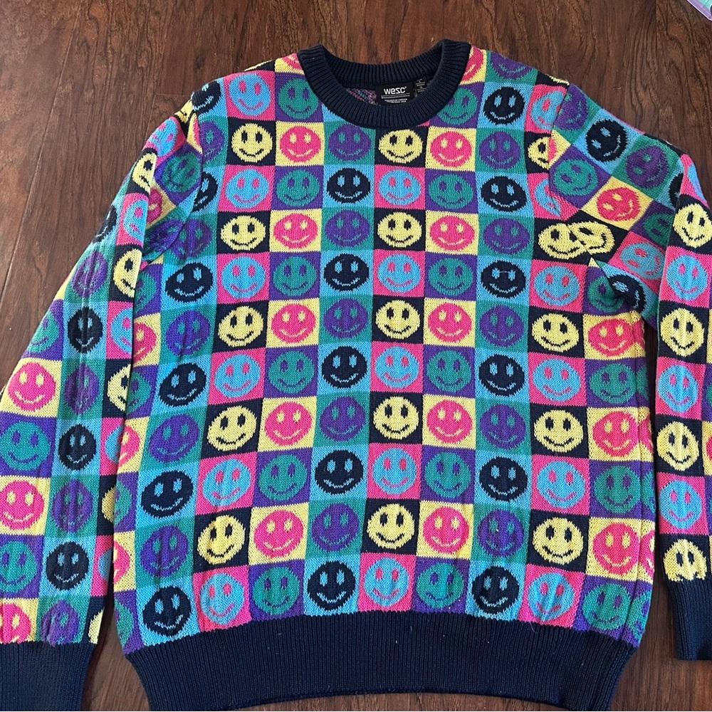 WESC Leon Pop Smiley Sweater